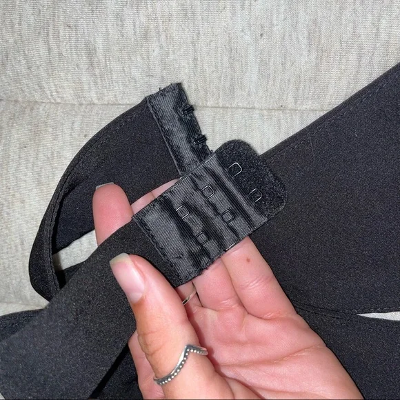 OH POLLY self made cut out black halter crop top - Picture 6 of 8